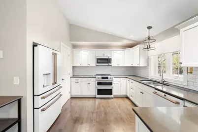 35 J Davis, Charlton, MA 01507 - Photo 9