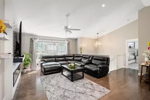 35 J Davis, Charlton, MA 01507 - Photo 7