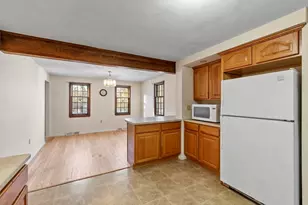 45 Maplewood Dr, Townsend, MA 01469 - Photo 9