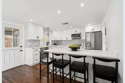 34 Jodie Rd, Framingham, MA 01702 - Photo 9