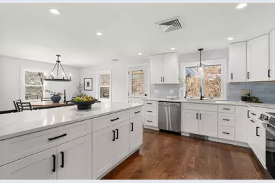 34 Jodie Rd, Framingham, MA 01702 - Photo 11