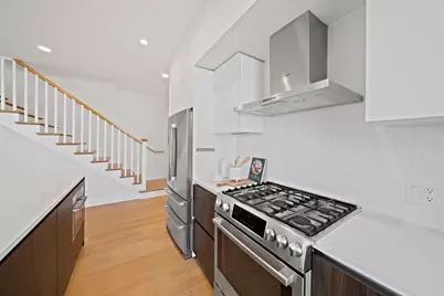 260 Beacon #201, Somerville, MA 02143 - Photo 5
