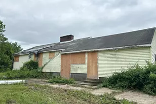 523 James St, Chicopee, MA 01020 - Photo 5