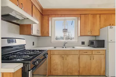 1 Bellmore St, Attleboro, MA 02703 - Photo 7