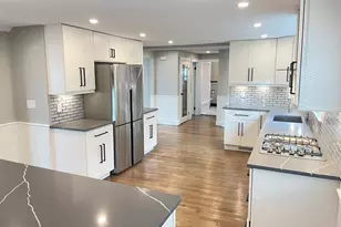 85 Regatta Rd, Weymouth, MA 02191 - Photo 3