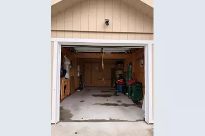 15 Wachusetts Rd, Brockton, MA 02302 - Photo 3