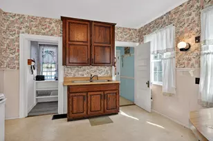 112 Shawmut Ave, Marlborough, MA 01752 - Photo 3