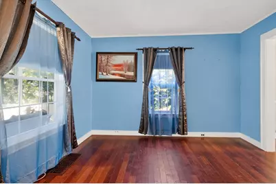 112 Shawmut Avenue, Marlborough, MA 01752 - Photo 9