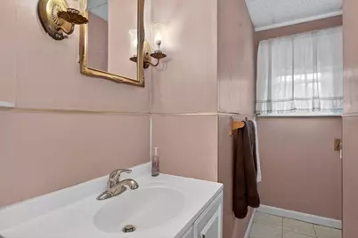 112 Shawmut Avenue, Marlborough, MA 01752 - Photo 17