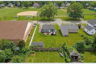 46 Kenwood St, Greenfield, MA 01301 - Photo 37