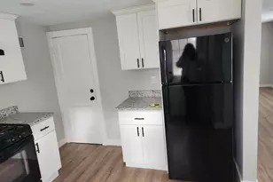 5 Ray St, Hopkinton, MA 01748 - Photo 7