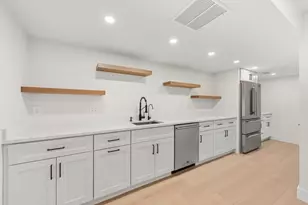 863 Main St, Reading, MA 01867 - Photo 21