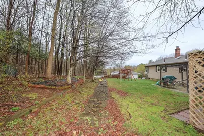 26 Valleyview Rd, Leominster, MA 01453 - Photo 21