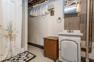 499 Elm St, Somerset, MA 02726 - Photo 27