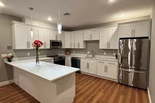 13 Nahant St, Lynn, MA 01902 - Photo 3