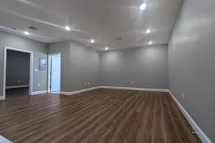 13 Nahant St, Lynn, MA 01902 - Photo 11