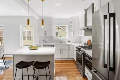 9 Harriet Ave #1, Belmont, MA 02478 - Photo 11