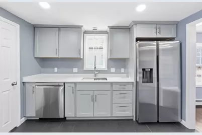 26 Buttrick Ave, Fitchburg, MA 01420 - Photo 11