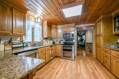 119 White Oak Run, Dartmouth, MA 02747 - Photo 5