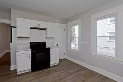 49-51 Mansfield St, Springfield, MA 01108 - Photo 7