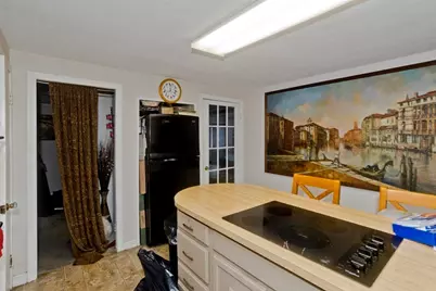 647 Plumtree Rd, Springfield, MA 01118 - Photo 11