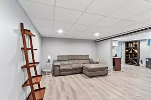 78 Essex St, Middleton, MA 01949 - Photo 31