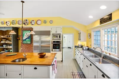 85 North Reservoir Road, West Tisbury, MA 02575 - Photo 15