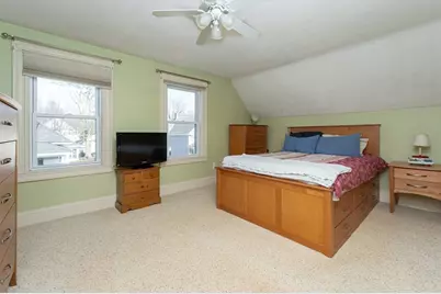 38 Starbird St, Lowell, MA 01854 - Photo 25