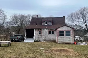 127 King St, Hanover, MA 02339 - Photo 3