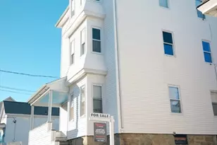 582 Cambridge St, Fall River, MA 02721 - Photo 3