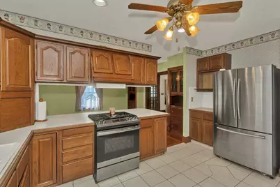 57 Lyndale St, Springfield, MA 01108 - Photo 17