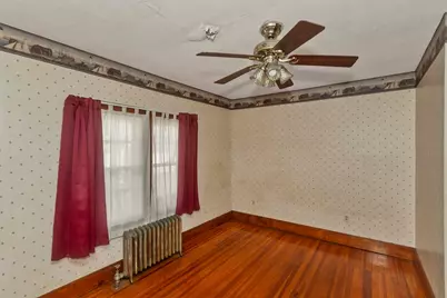 57 Lyndale St, Springfield, MA 01108 - Photo 25