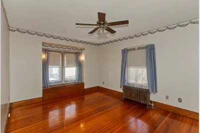 57 Lyndale St, Springfield, MA 01108 - Photo 19