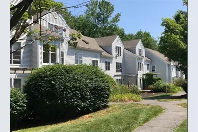 34 Salem Pl #34, Amherst, MA 01002 - Photo 1