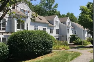 34 Salem Pl, Amherst, MA 01002 - Photo 1