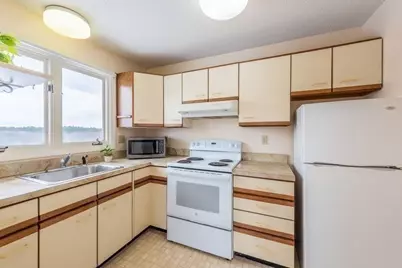 1114 S East St, Amherst, MA 01002 - Photo 31