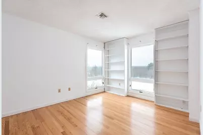 1114 S East St, Amherst, MA 01002 - Photo 21