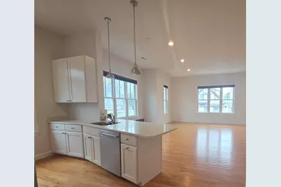 35 Moreland Street #3, Somerville, MA 02145 - Photo 3