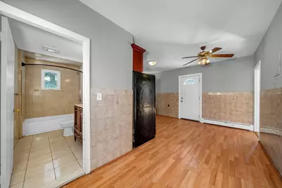 75 Warren St, Medford, MA 02155 - Photo 23
