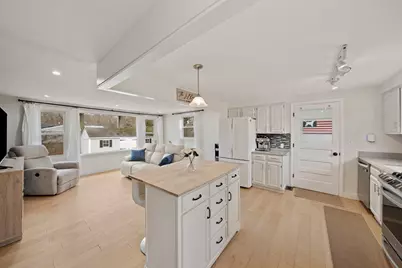 303 Pond St, Rockland, MA 02370 - Photo 7