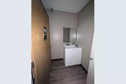 193 High Street, Holyoke, MA 01040 - Photo 7