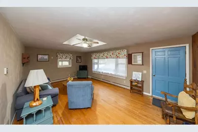 411 Dennison Dr, Southbridge, MA 01550 - Photo 11