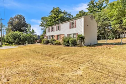 750 Wilbraham Rd, Springfield, MA 01109 - Photo 3