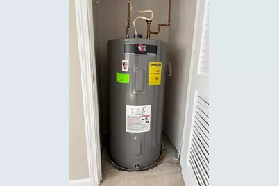 51 Alvarado Ave #204, Worcester, MA 01604 - Photo 11