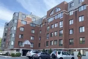 100 Ledgewood Dr, Stoneham, MA 02180 - Photo 1