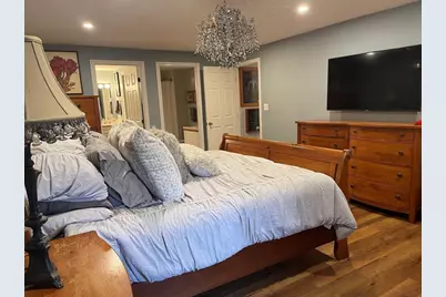 100 Ledgewood Dr #410, Stoneham, MA 02180 - Photo 17