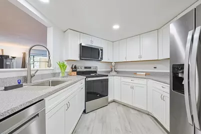 276 Trailside Way #276, Ashland, MA 01721 - Photo 3