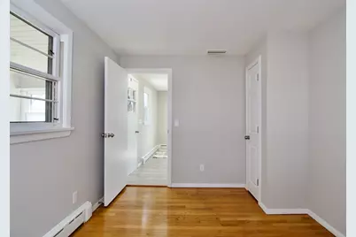 132 Lincoln St, West Springfield, MA 01089 - Photo 33