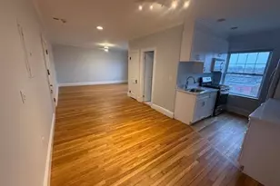 21 Bradlee Rd, Medford, MA 02155 - Photo 3