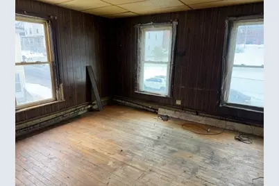 47 Barclay St, Worcester, MA 01604 - Photo 5